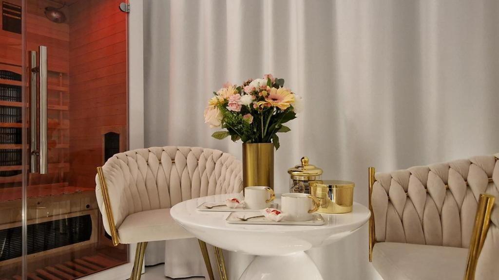 Apartament Gold Sauna&Jacuzzi Kolobrzeg Luaran gambar